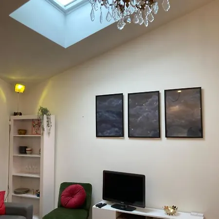 Apartamento Sur La Place , Centre Village Cosy&calme 2ch *