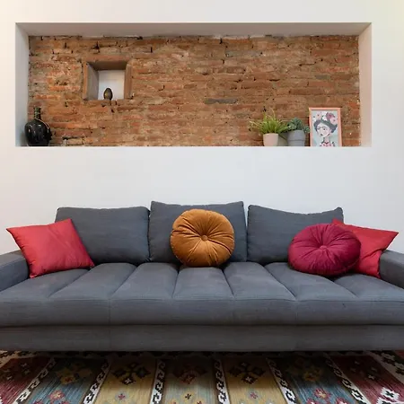 Apartment Sur La Place , Centre Village Cosy & Calme 2ch Lapeyrouse-Fossat