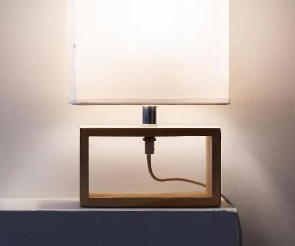 Lejlighed Sur La Place , Centre Village Cosy & Calme 2ch *