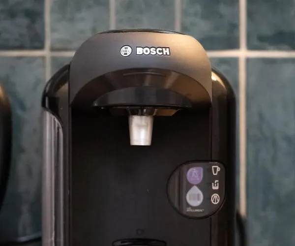 Sur La Place , Centre Village Cosy & Calme 2ch Lapeyrouse-Fossat