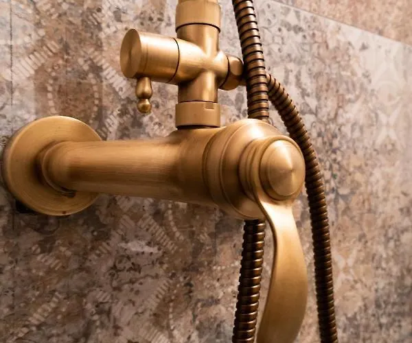 Apartment Sur La Place , Centre Village Cosy & Calme 2ch Lapeyrouse-Fossat