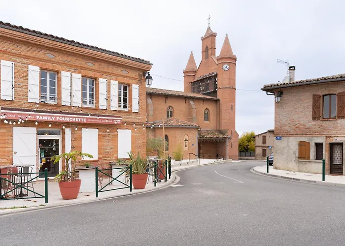 Lejlighed Sur La Place , Centre Village Cosy & Calme 2ch